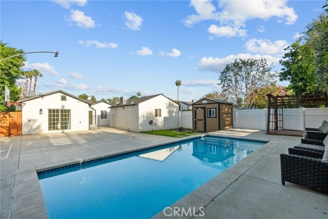 Building Photo - 5937 Ranchito Ave