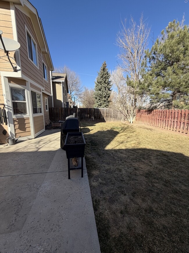 Building Photo - 4268 Stoneridge Dr