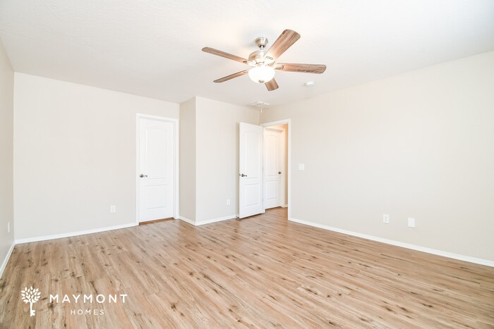 Building Photo - 10048 E Isleta Ave