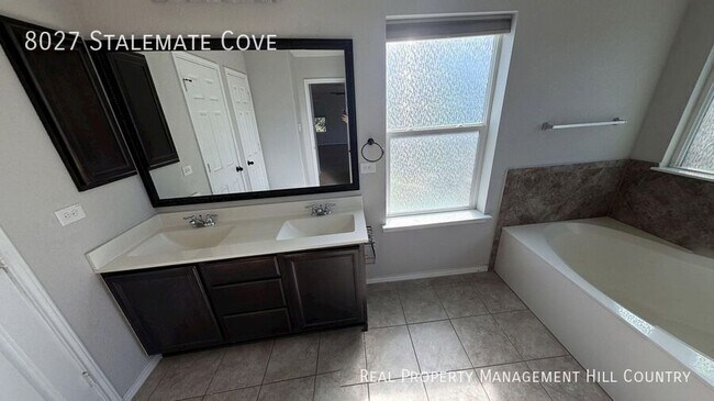 Building Photo - 8027 Stalemate Cv