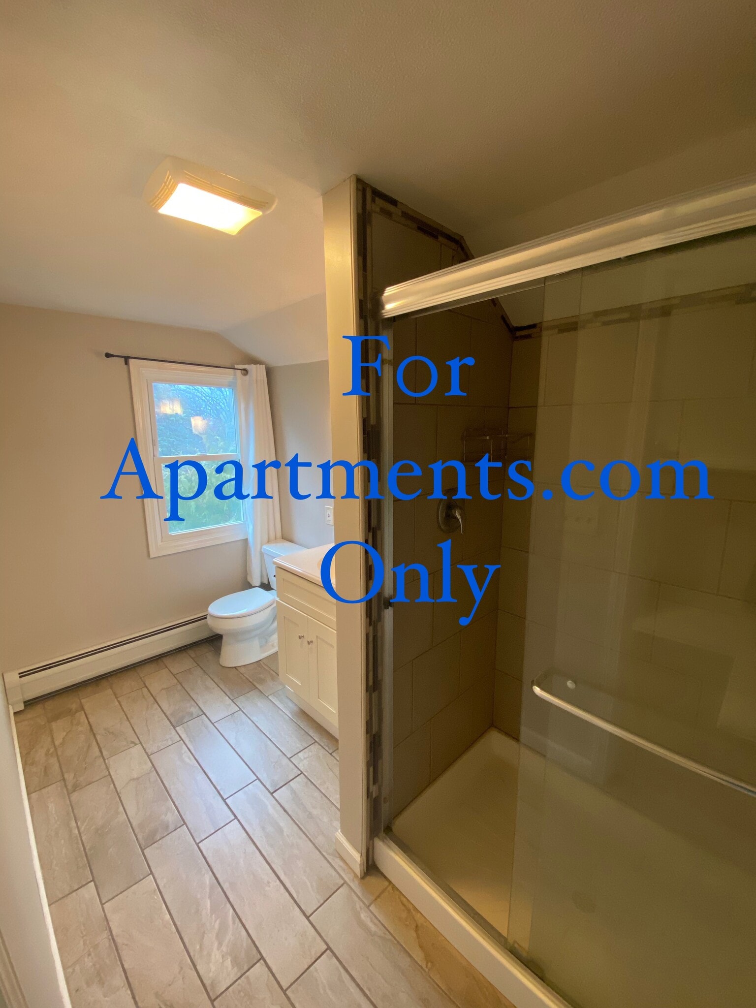 Building Photo - 105 Hunt Ave