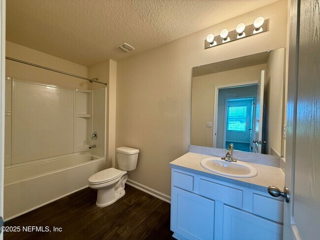Building Photo - 3541 Lawton Pl