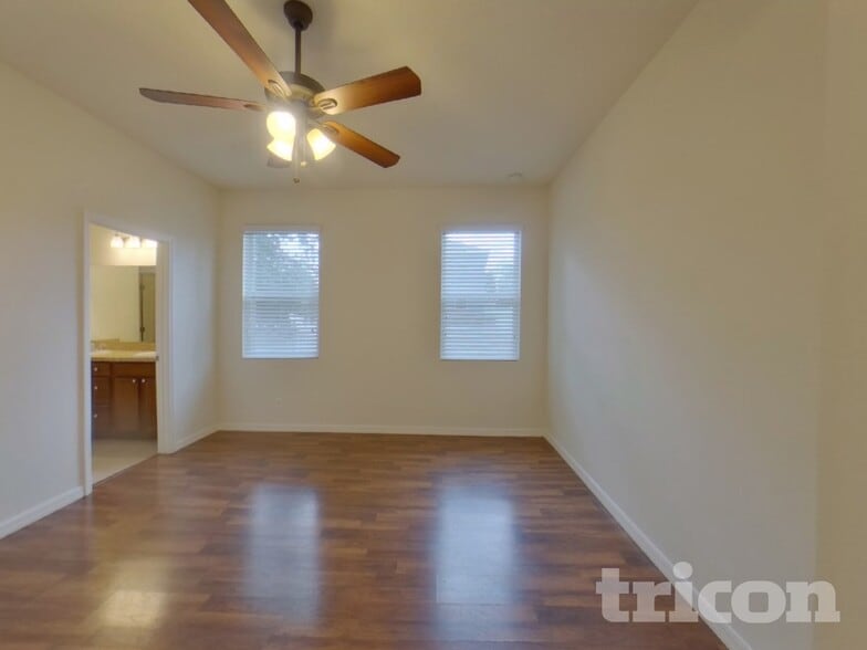 Building Photo - 697 Preakness Cir