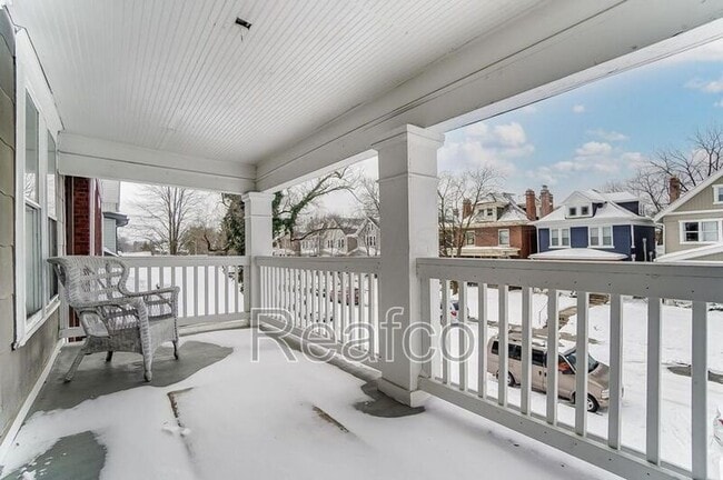 Building Photo - 888 Studer Ave