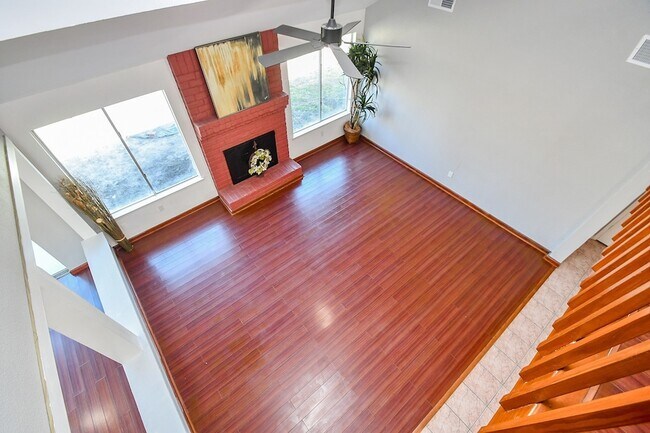 Building Photo - 11414 Chariot Dr