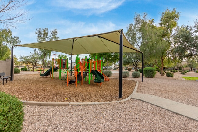 Building Photo - 2574 E Meadow Mist Ln