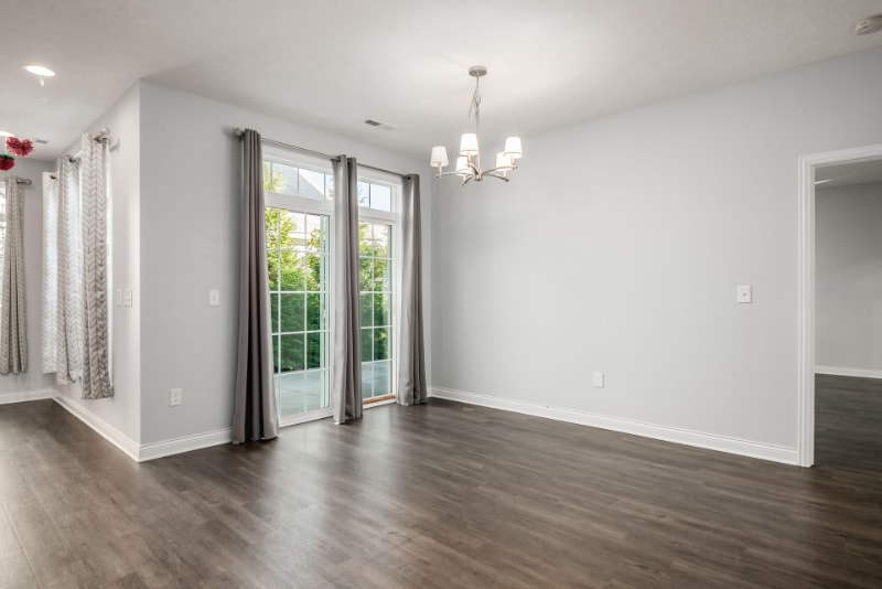 Building Photo - 5173 Hamptonshire Dr