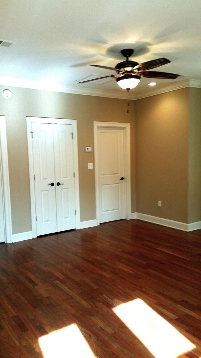 Building Photo - 1812 Ashley Hall Way