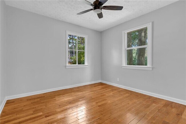 Building Photo - 4805 Chaudron Dr