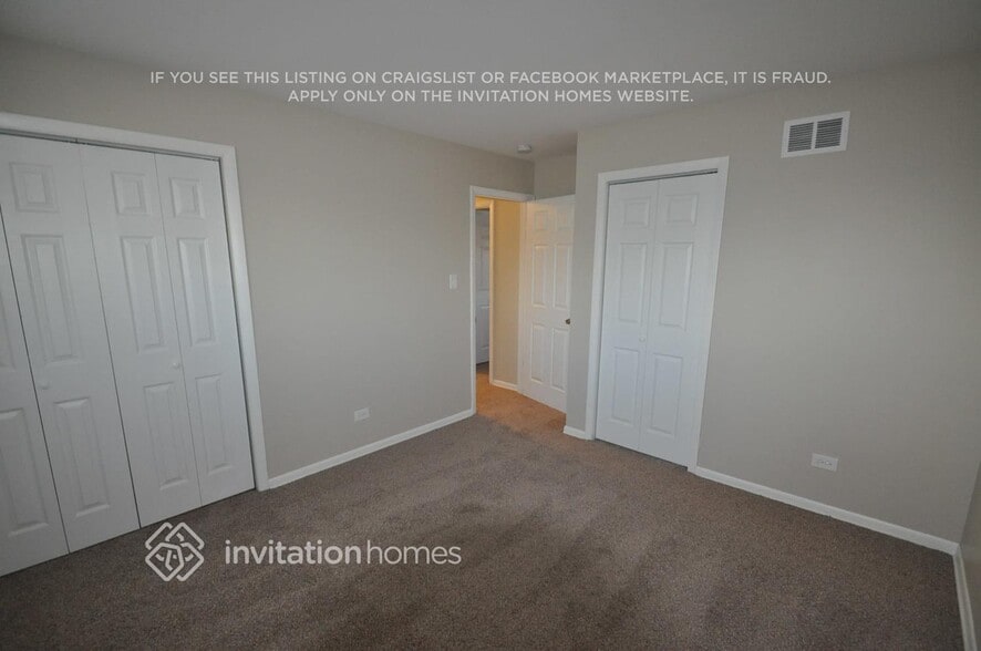 Building Photo - 17342 Oriole Ave