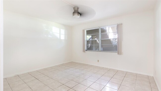 Building Photo - 3203 Portofino Point