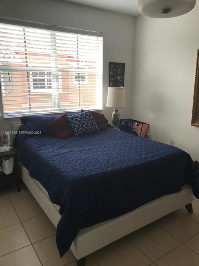 Building Photo - 2142 Siena Way