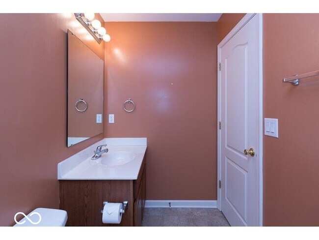 Building Photo - 14326 Shooting Star Dr