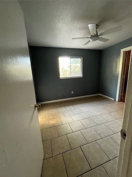 Building Photo - 4716 Dorsey St