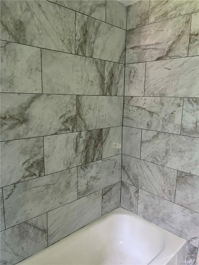 Building Photo - 3036 US-6