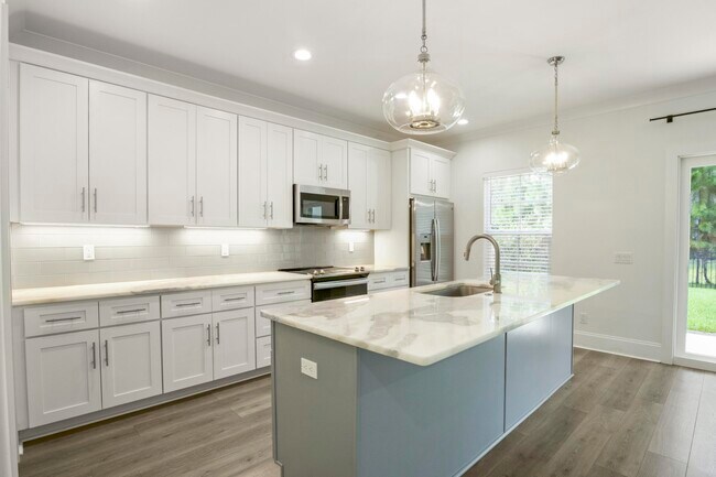 Building Photo - 82 Sugar Sands Dr