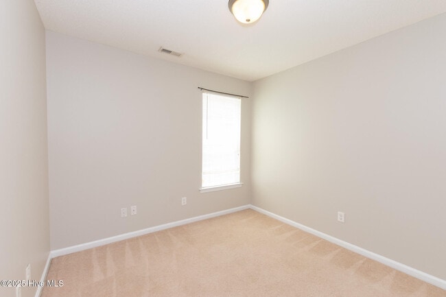 Building Photo - 606 Mattocks Ave