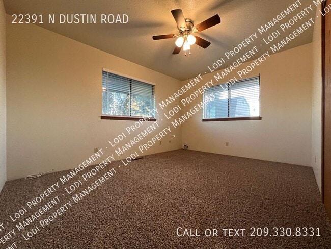 Building Photo - 22391 Dustin Rd