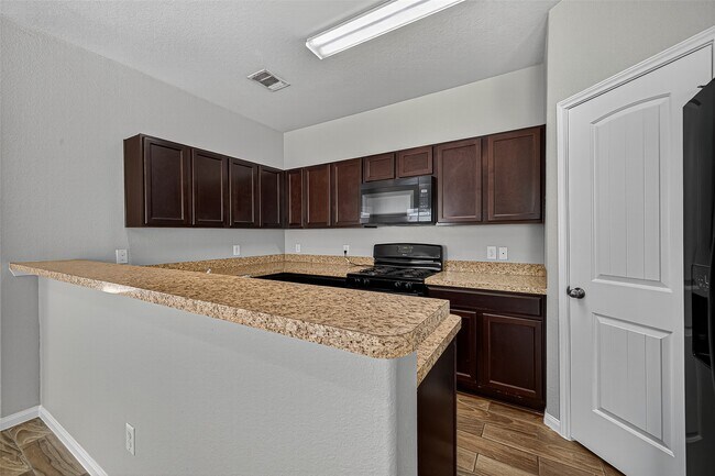 Building Photo - 17227 Quiet Song Ct