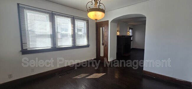 Building Photo - 4111 S Calhoun St