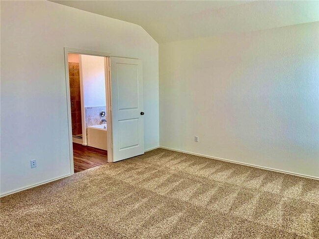Building Photo - 3405 Mikayla Ct