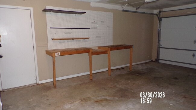 Building Photo - Great home close to Shopping, Hospital, Ft SIll