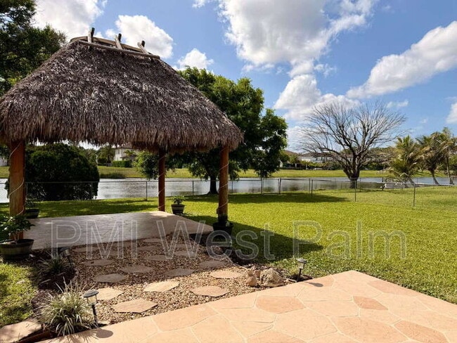 Building Photo - 147 Sunflower Cir