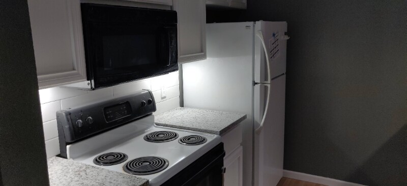 Building Photo - 39993 Fremont Blvd