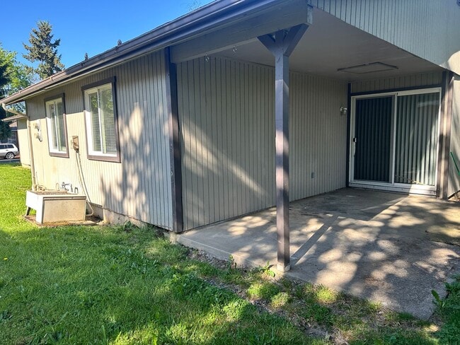 Building Photo - 4273 Campbell Dr SE