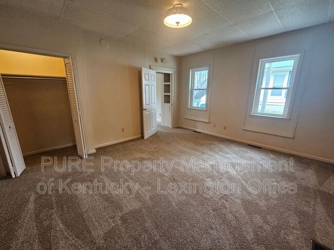 Building Photo - 643 Cane Run St