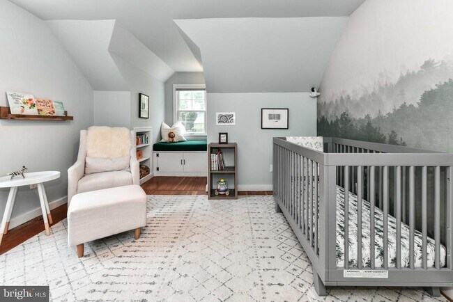 Building Photo - 904 Park Ave