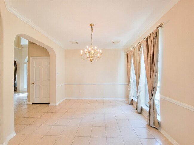 Building Photo - 3011 Taylorcrest Dr