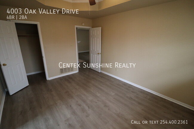 Building Photo - 4003 Oak Valley Dr