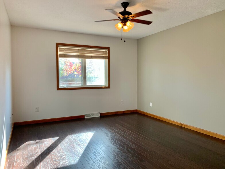 Building Photo - 3526 Teakwood Dr