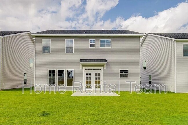 Building Photo - 113 Fenway St