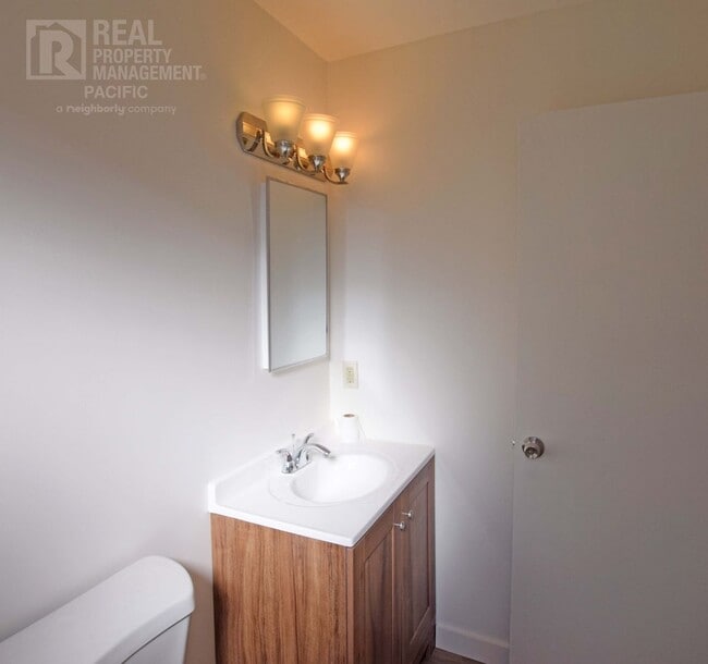 Building Photo - 2041 36th Ave