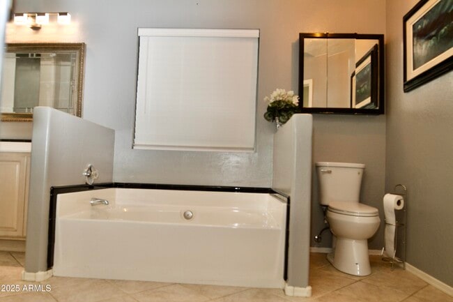 Building Photo - 18623 N 20th Way