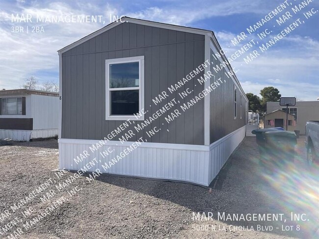 Building Photo - 5000 N La Cholla Blvd