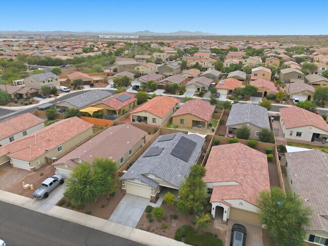 Building Photo - 21359 W Alvarado Rd