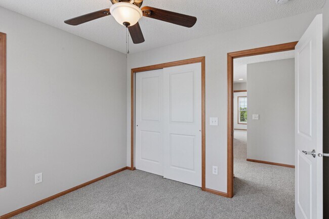 Building Photo - 15130 Fanning Dr N