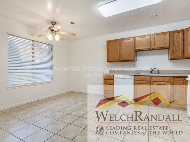 Building Photo - 1428 N 2575 E