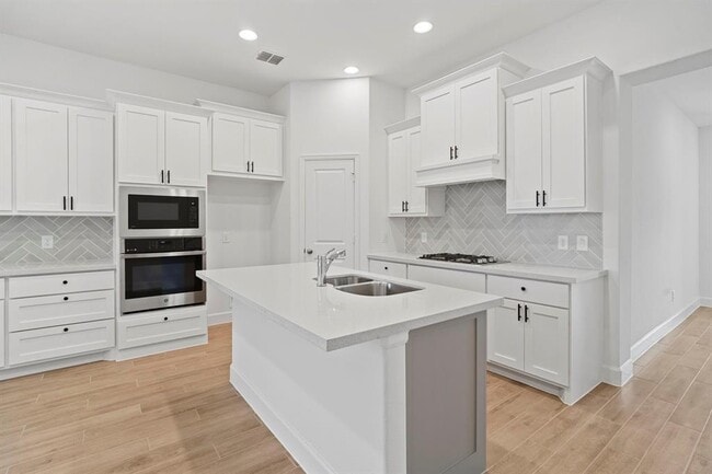 Building Photo - 16310 Rock Hollow Bend Ln