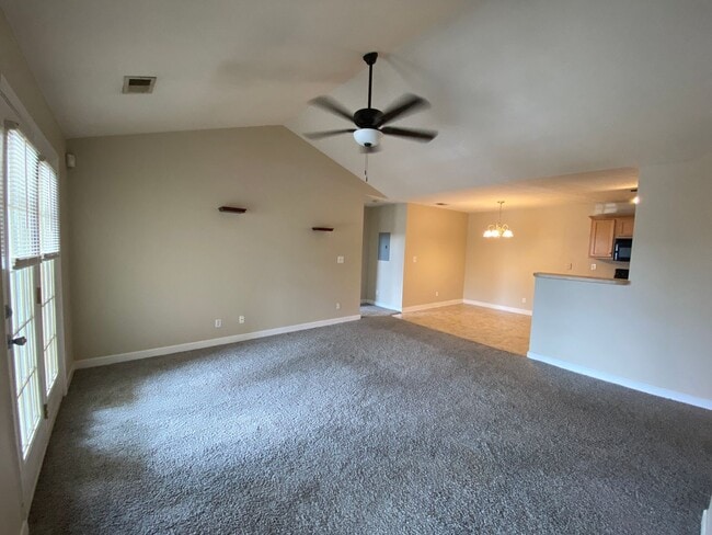 Building Photo - 2 bedroom/ 2 bath Woods of St Andrews condo available for rent in 40214 -  $1,200/month