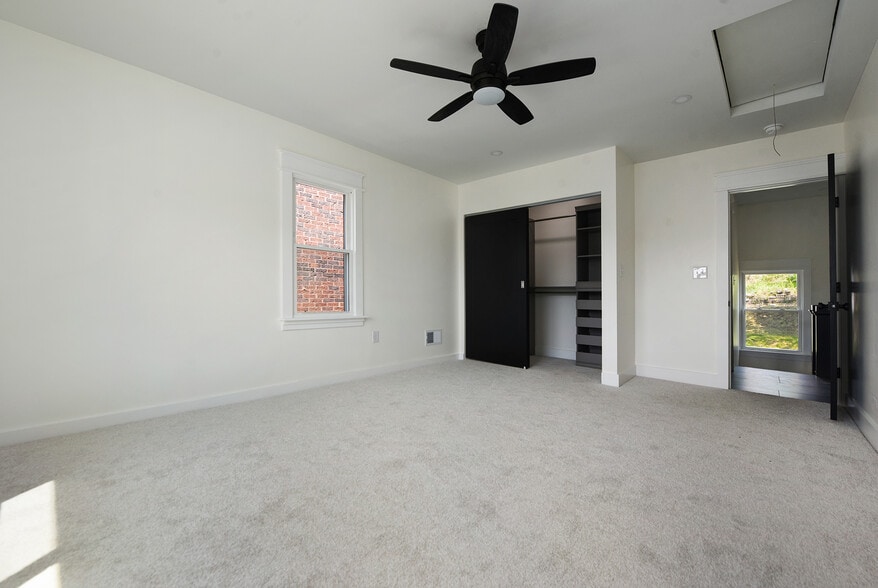 Building Photo - 1203 Berkshire Ave