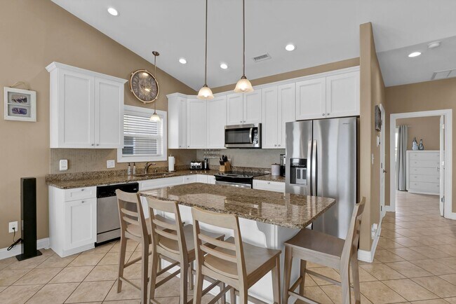 Building Photo - 306 Sea Star Cir