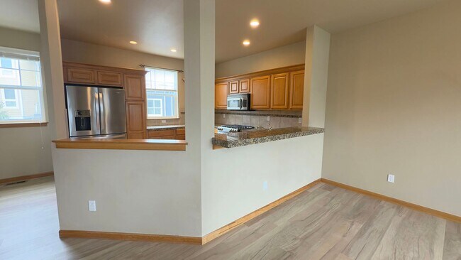Building Photo - 255 29th St