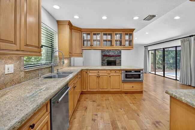 Building Photo - 3396 NW 23rd Ct
