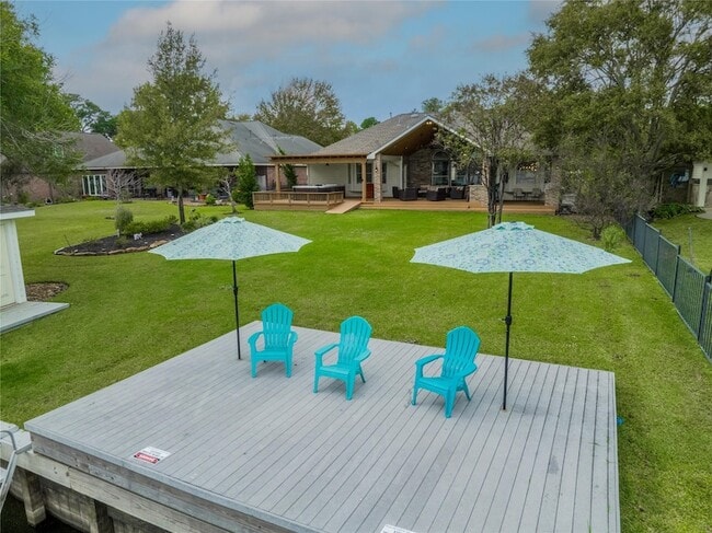 Building Photo - 9698 E Shore Dr