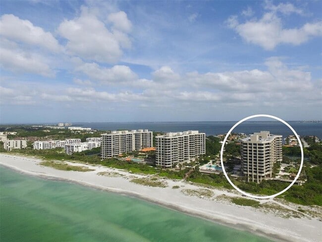 Building Photo - 1211 Gulf of Mexico Dr