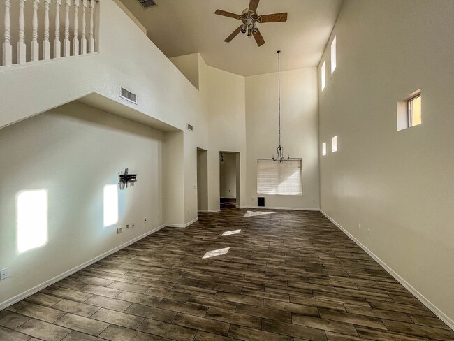 Building Photo - 3 bd plus den in Rancho Sahuarita